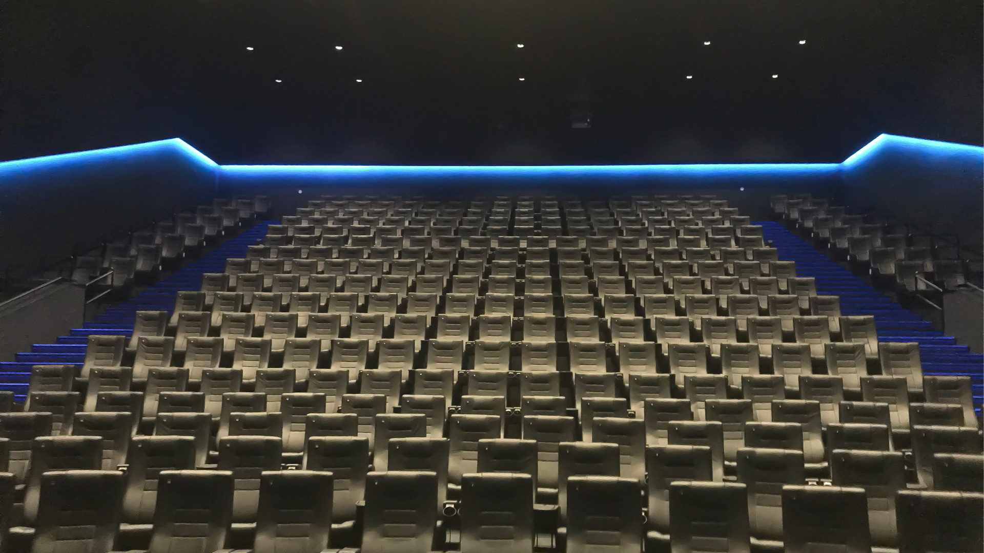 Kinosál v Cineplexx Millennium City Vídeň