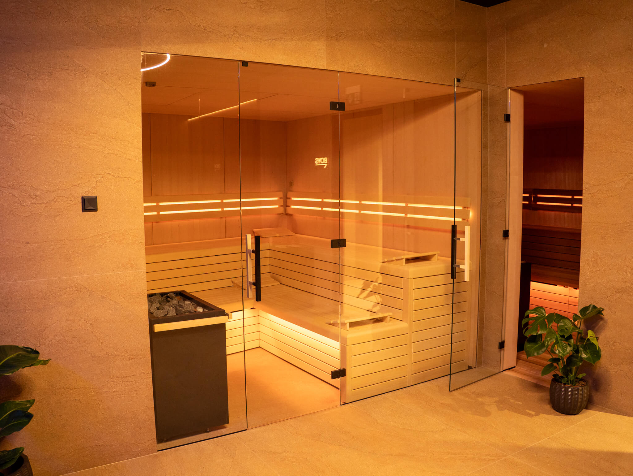 Chytrá sauna ve wellness zóně Next.Move s automatickým předehříváním a bezpečnostním tlačítkem