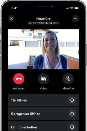 iPhone Rendering mit Screenshot der Intercom Benutzeroberflöche in der Loxone App