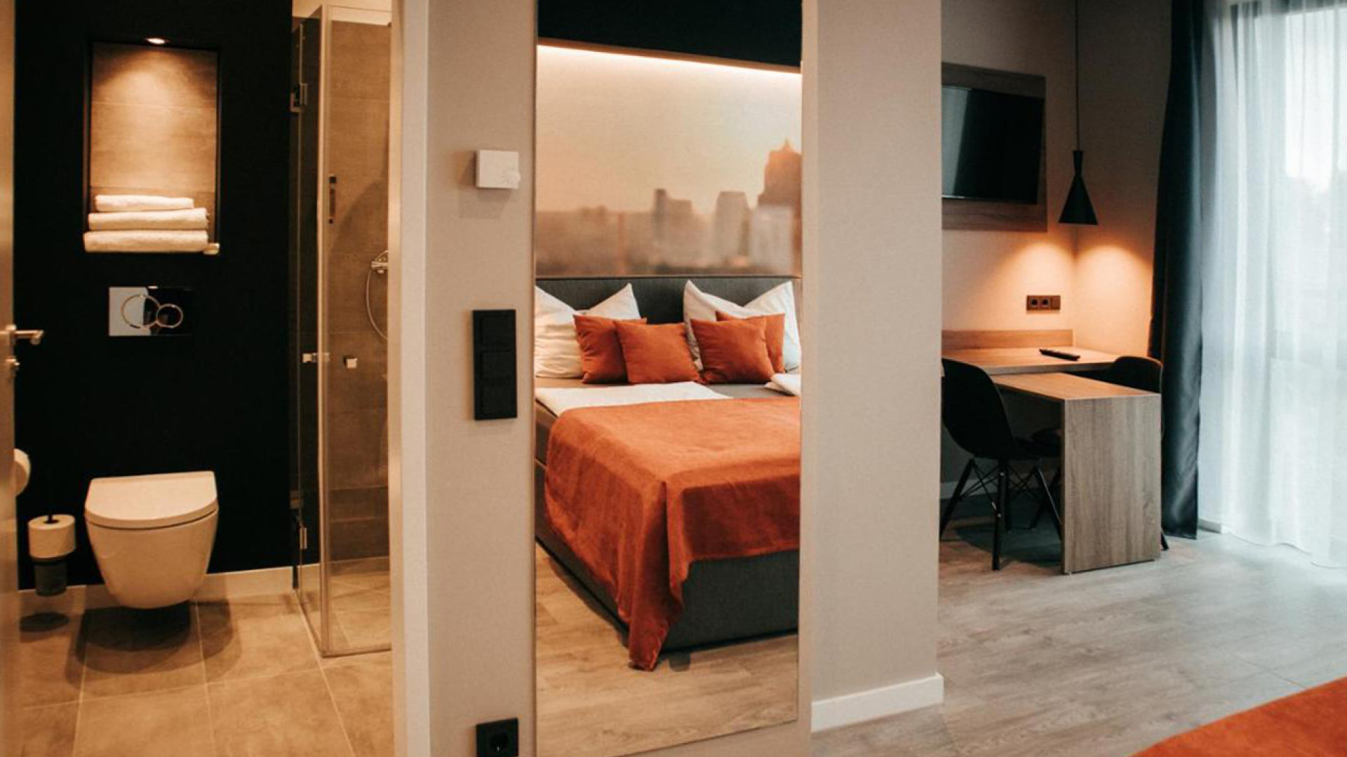 Intelligent automatisiertes Hotelzimmer - Loxone Referenzprojekt JustStay Hotels