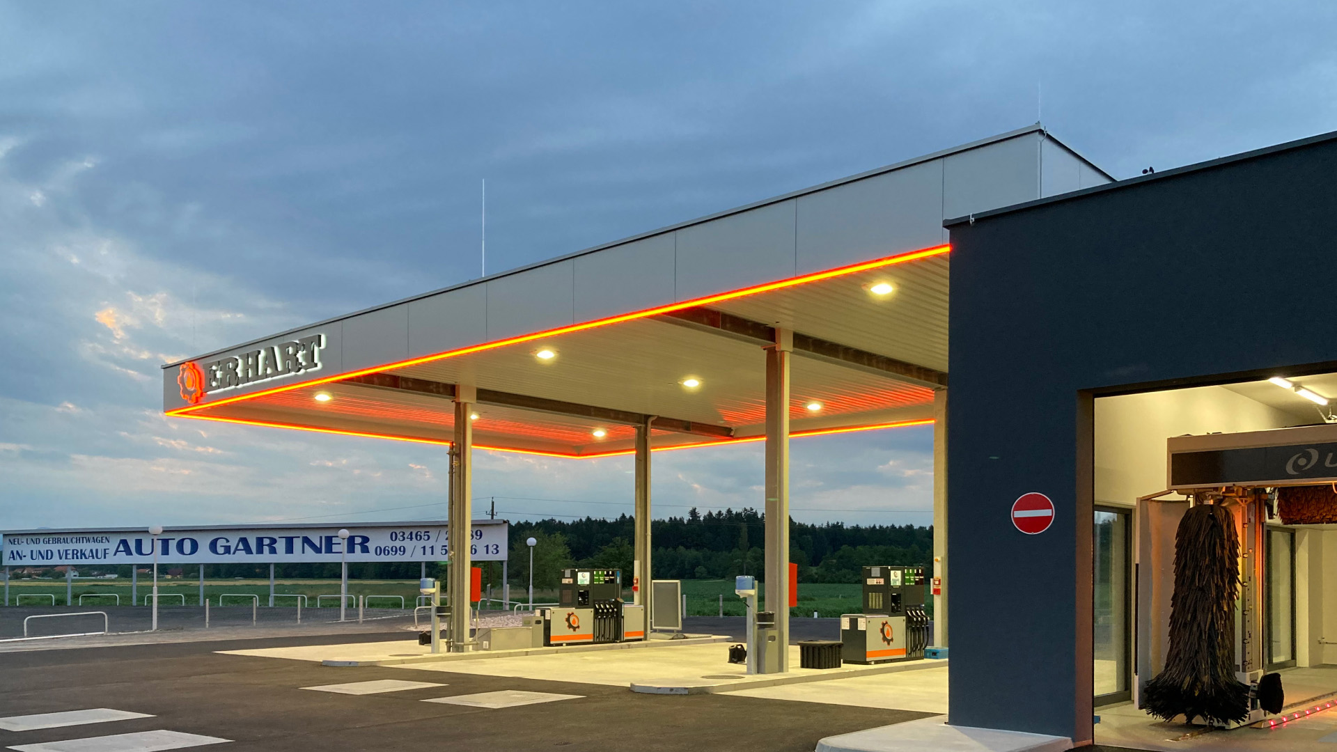 Automatisiere Tankstelle - Loxone Projekt SB-Center Graschach