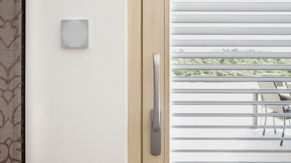 Window with integral blinds and Loxone switch