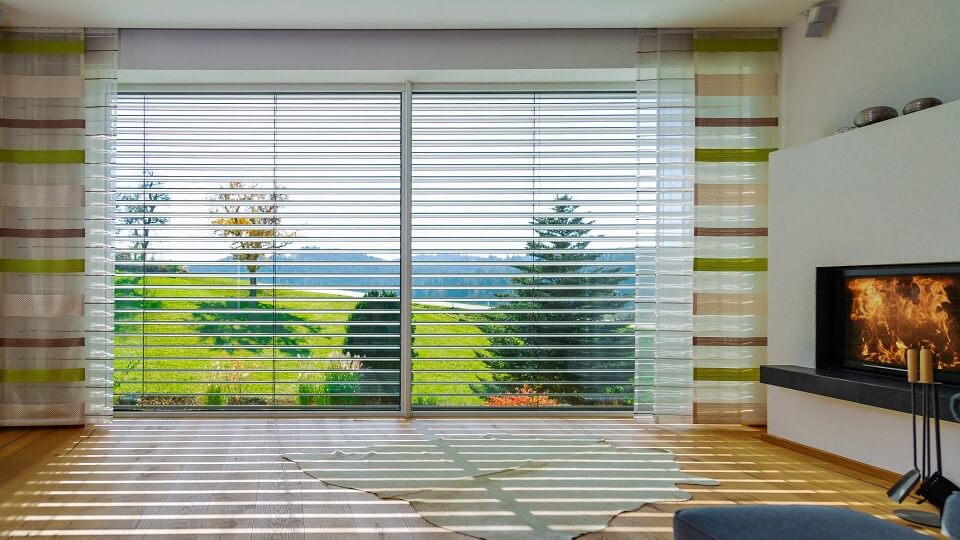 Automatic blinds in a modern living room