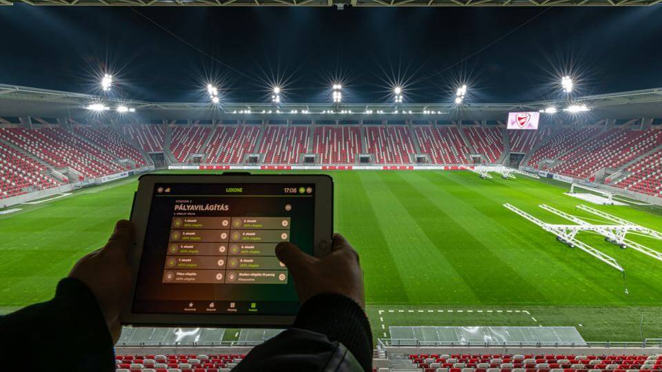 Estadio de fútbol DVTK: Sistema de iluminación automatizado con Loxone