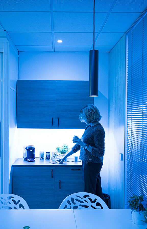 Showroom Beteling Sevilla 06 Showroom Beteling péndulo LED