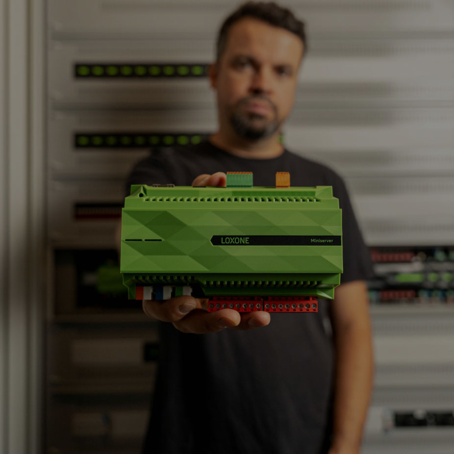 PH-HUB-1-miniserver@2x
