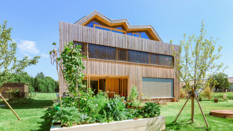 Smart Gardening: 7 Tips for a Smart Garden