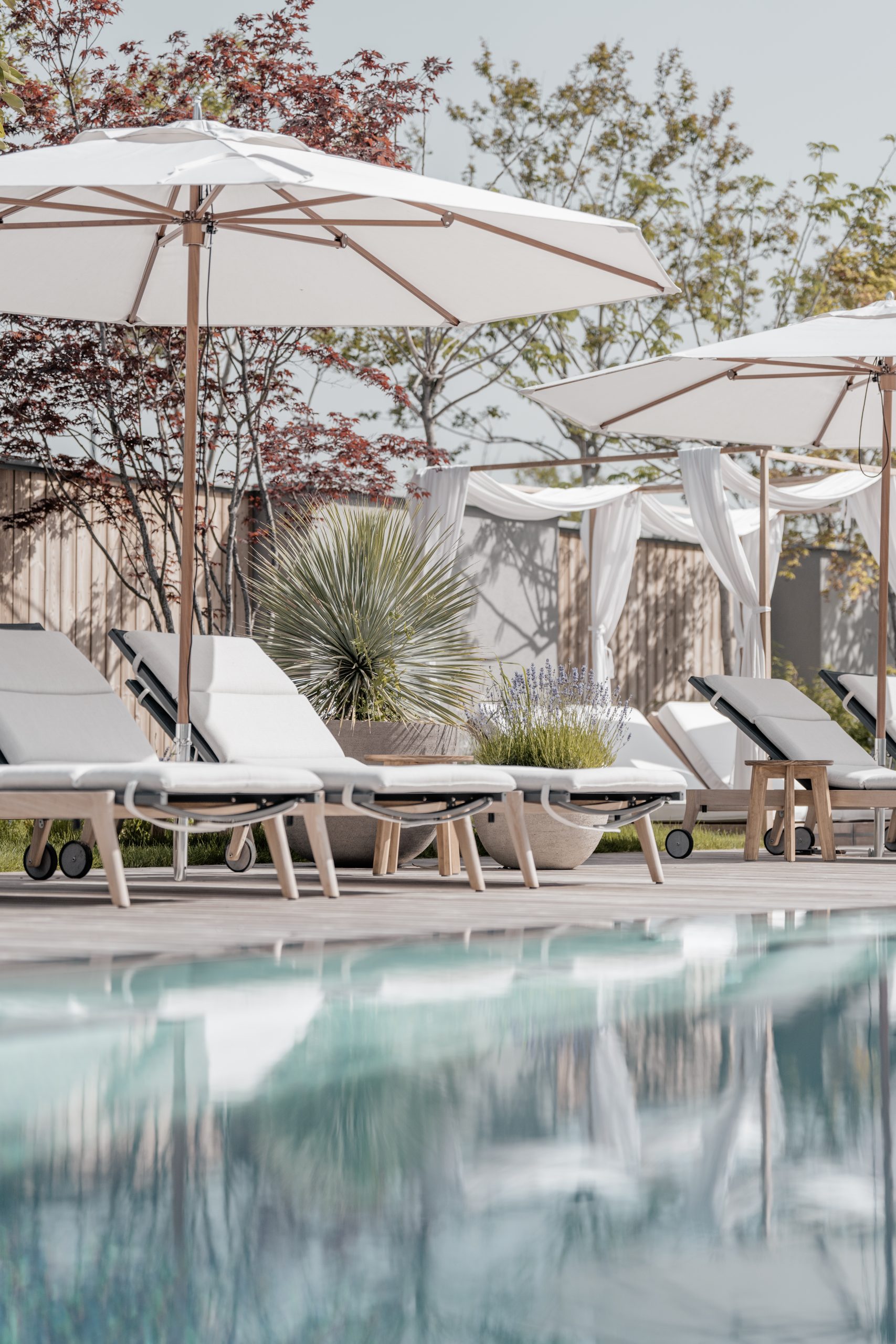 PH_Blog-Nils-am-See_Pool piscine esterne dell'hotel Nils am see