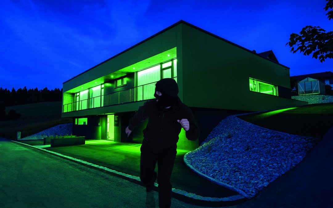 Een Loxone Smart Home beschermt tegen inbraak