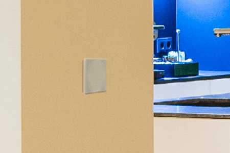 PH_Showhome-Touch-Pure Mit dem Touch Pure lassen sich Lichtstimmungen einfach verändern oder ein- bzw. ausschalten.