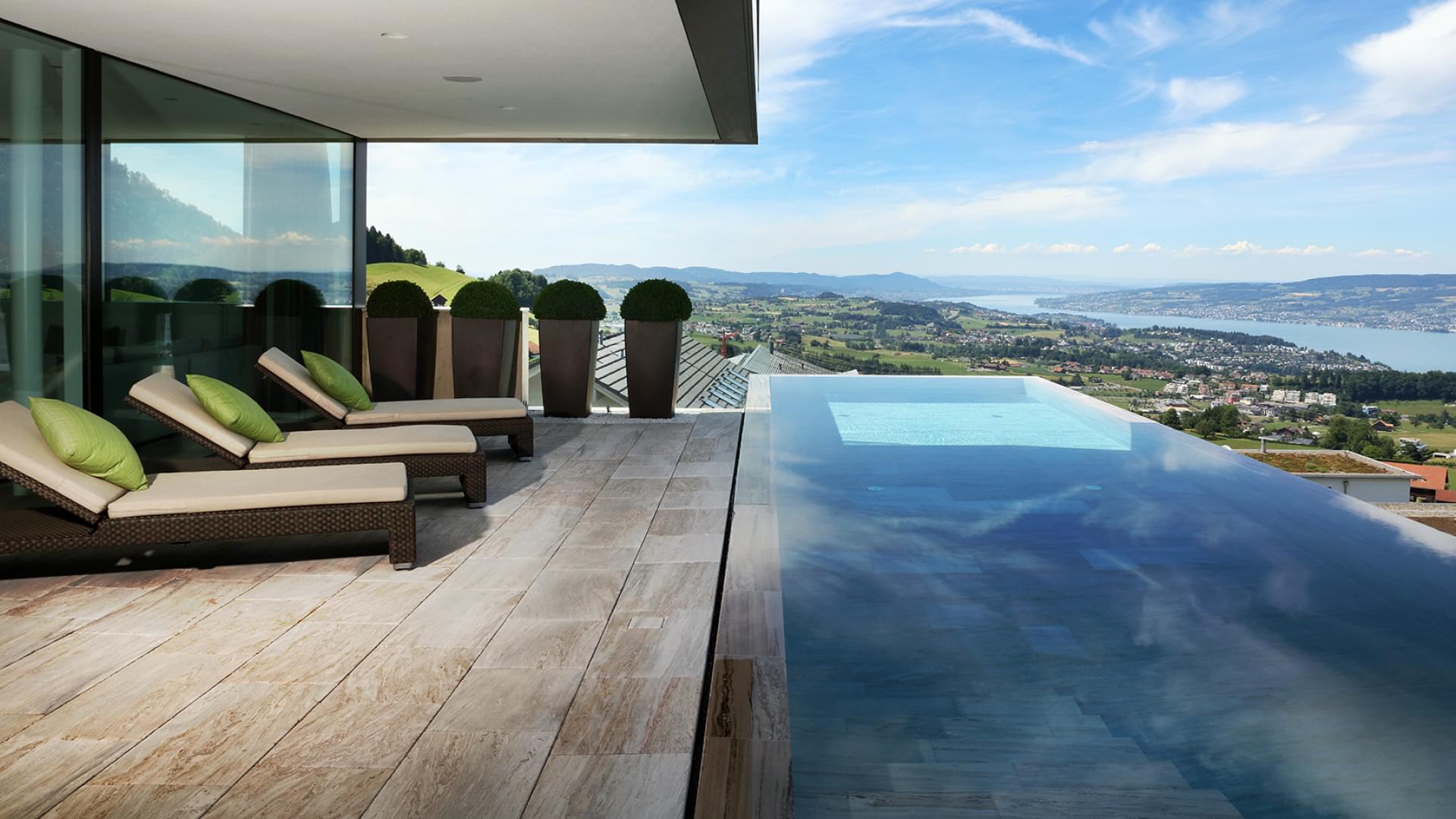 ph-woodtli-infinity-pool