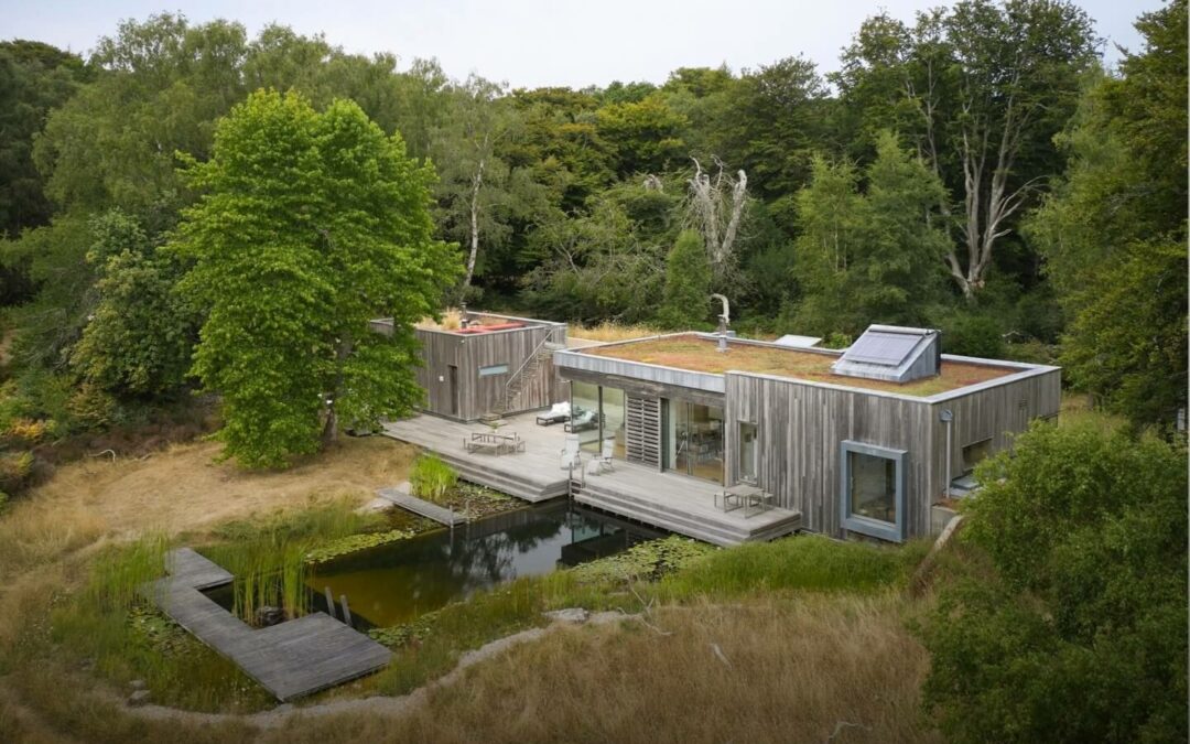 Zelfvoorzienend huis bouwen met een off-grid energiesysteem