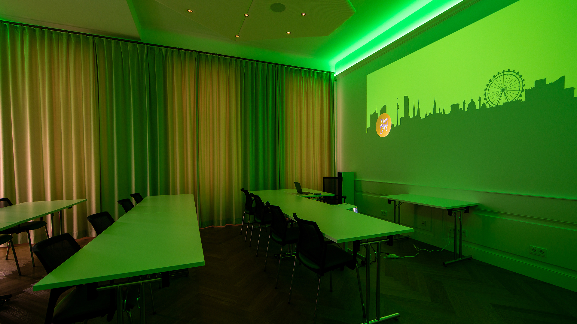 Gallery Wien 7