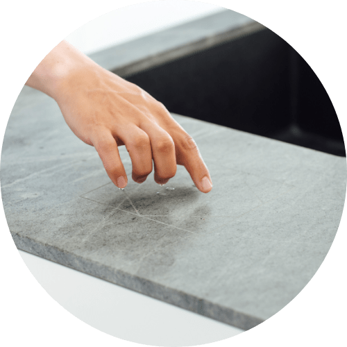 Touch Surface w kamiennym blacie