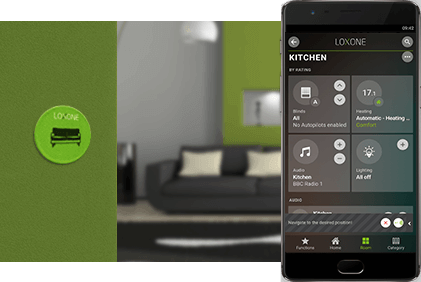 Smartphone a NFC štítok v obývačke