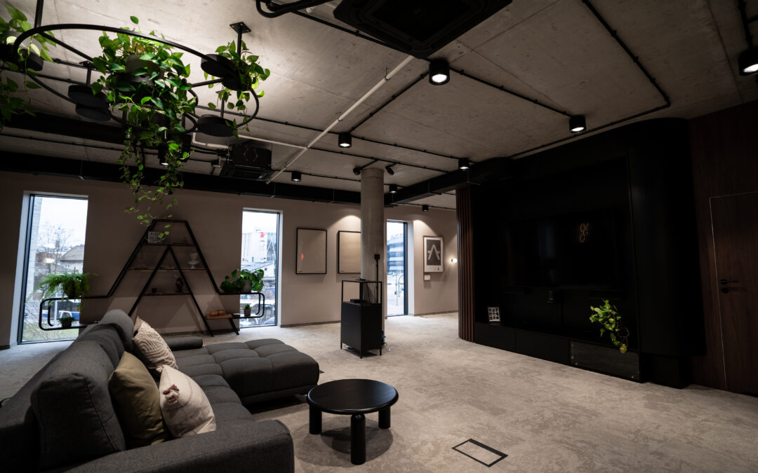 Ako sa vďaka technológií Loxone stala kancelária v Krakove inteligentnou?