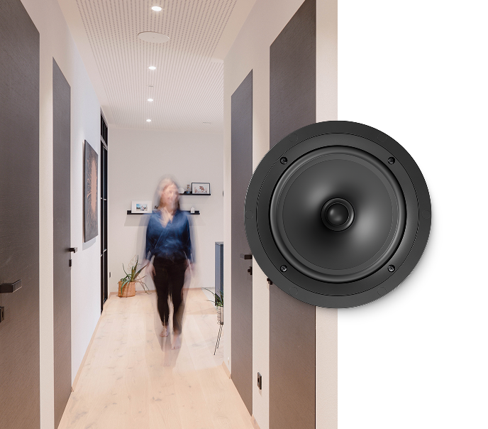 Žena v miestnosti zachytená cez pohybový senzor