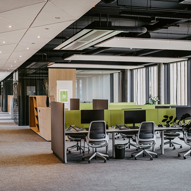 Automatické tienenie využívajú moderné kancelárie