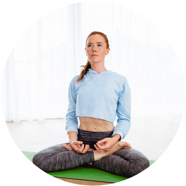 Yoga yapan kadın